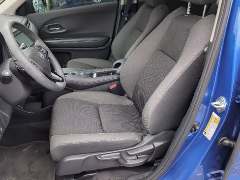 Used 2022 Honda HR-V EX image 9