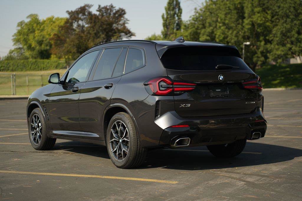 Used 2023 BMW X3 xDrive30i w/ M Sport Package AWD/4WD image 3