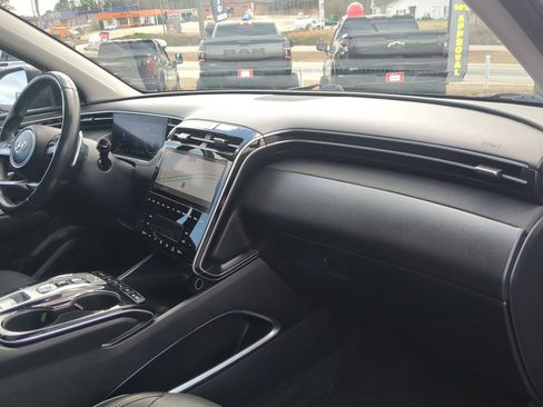 Used 2022 Hyundai Tucson Limited image 29