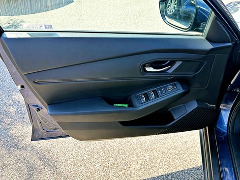 Used 2024 Honda Accord EX image 18