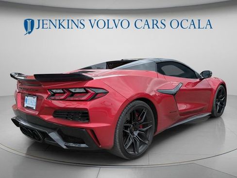 Used 2023 Chevrolet Corvette Z06 RWD image 3