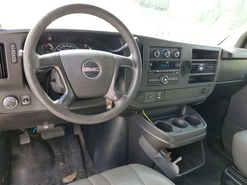Used 2008 GMC Savana 3500 RWD image 11