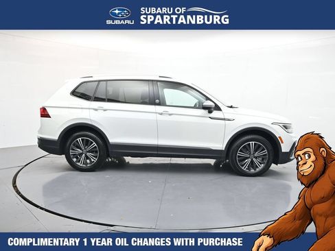 Used 2024 Volkswagen Tiguan Wolfsburg Edition FWD image 9