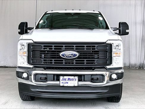 Used 2024 Ford F350 XL w/ XL Chrome Package AWD/4WD image 2