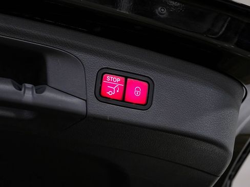 Used 2020 Mercedes-Benz GLE 350 w/ AMG Line Exterior image 50