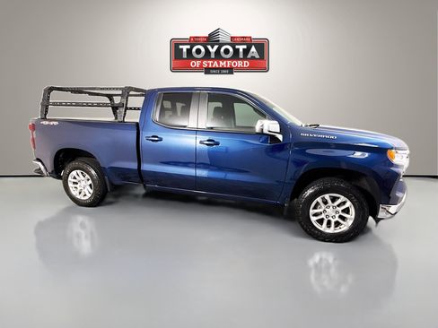 Used 2022 Chevrolet Silverado 1500 LT AWD/4WD image 8