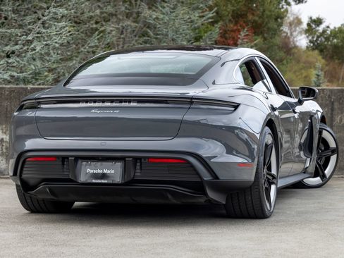 Certified 2025 Porsche Taycan AWD/4WD image 11