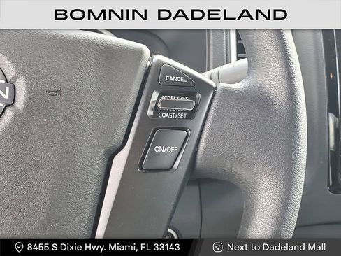 Used 2024 Nissan Frontier SV image 17