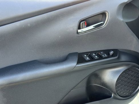 Used 2016 Toyota Prius Four Touring image 16