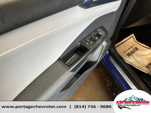 Used 2024 Volkswagen Taos SE image 13