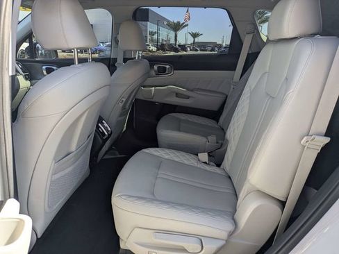 Used 2023 Kia Sorento SX image 14