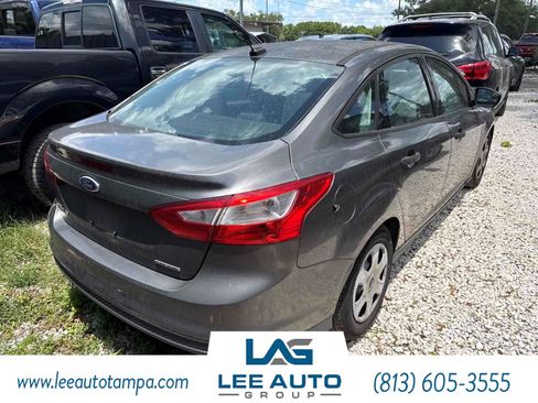 Used 2014 Ford Focus S FWD image 2