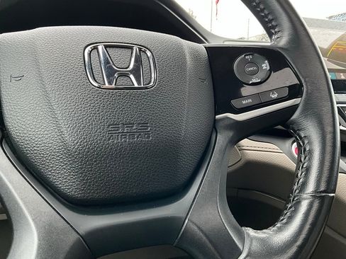 Used 2019 Honda Odyssey EX-L image 22