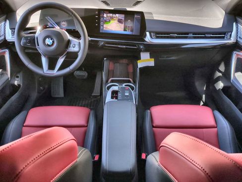 Used 2025 BMW X2 xDrive28i w/ Convenience Package image 16