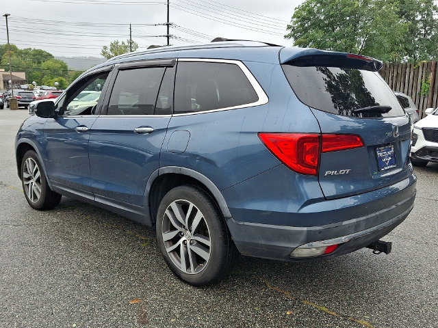 Used 2017 Honda Pilot Elite image 4