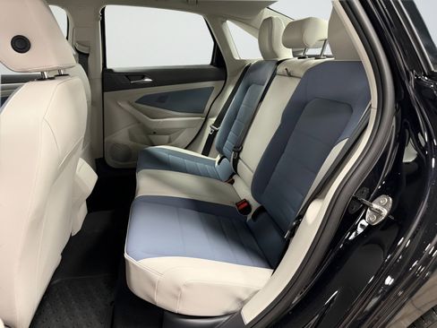 New 2026 Volkswagen Jetta SE image 18