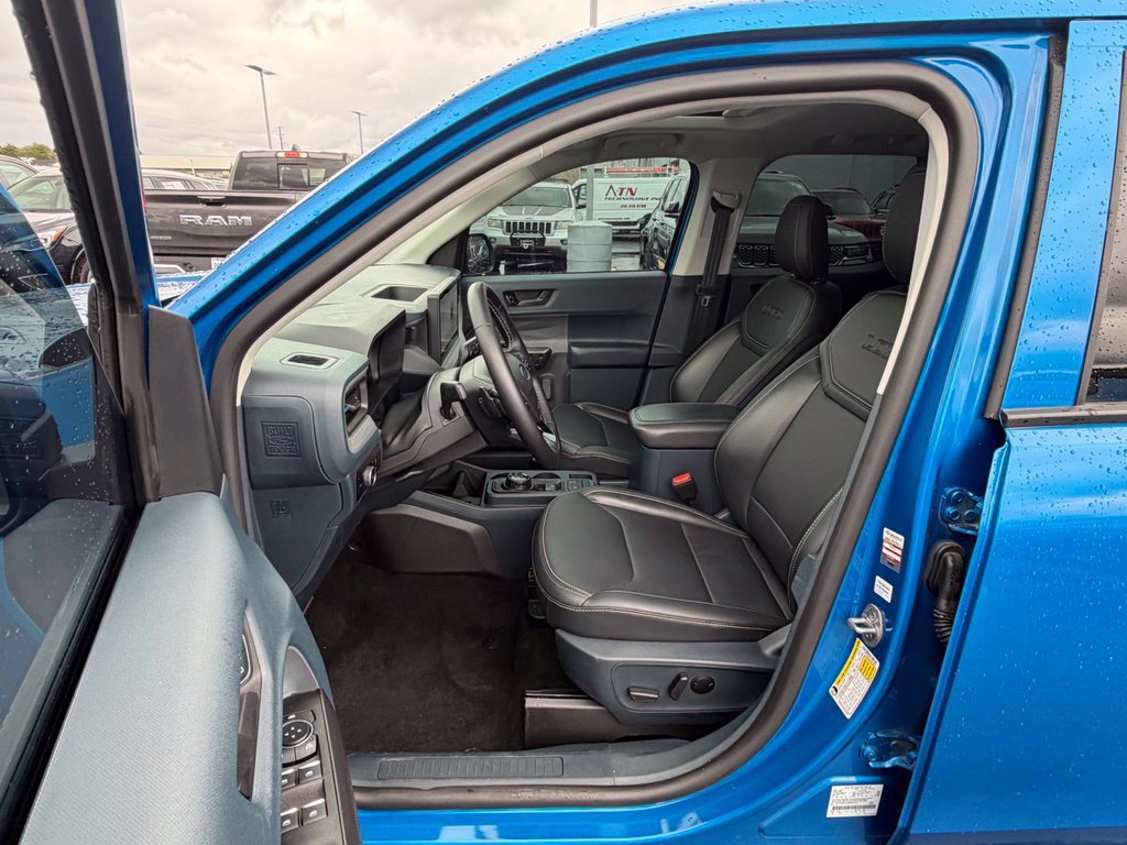 Used 2025 Ford Maverick Lobo AWD/4WD image 13