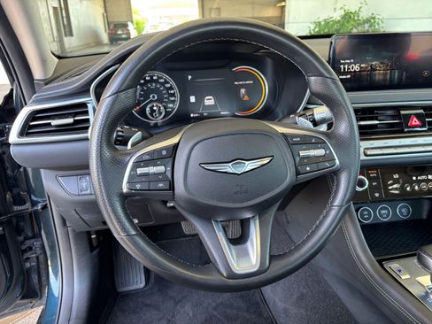 Used 2025 Genesis G70 2.5T AWD/4WD image 30