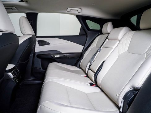 Used 2023 Lexus RX 350 Premium w/ Accessory Package image 16