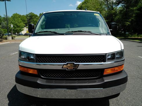 Certified 2025 Chevrolet Express 2500 w/ Driver Convenience Package RWD image 3