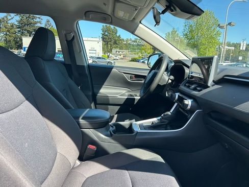 Certified 2024 Toyota RAV4 LE FWD image 16