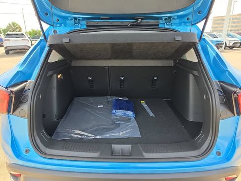 New 2026 Chevrolet Trax LT FWD image 7