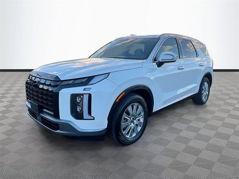 Used 2024 Hyundai Palisade SEL image 3