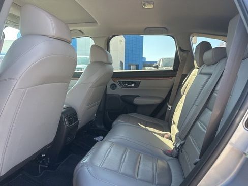 Used 2019 Honda CR-V Touring image 6