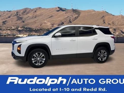 Used 2025 Chevrolet Equinox LT w/ Safety and Technology Package image 2