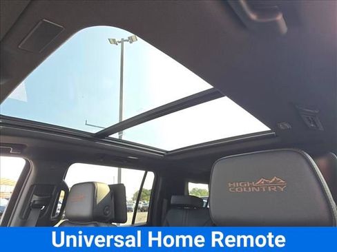 New 2026 Chevrolet Suburban High Country AWD/4WD image 20