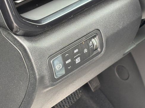 New 2026 GMC Terrain AT4 image 7