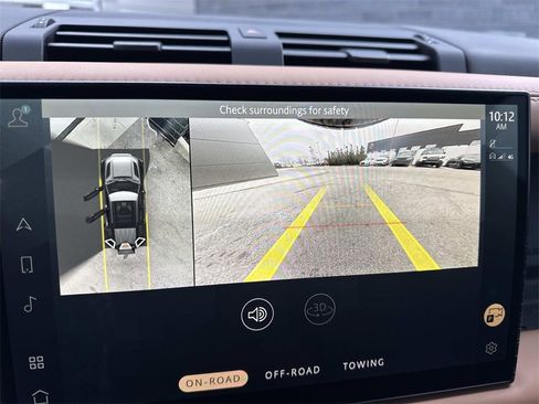 Used 2023 Land Rover Defender 110 X image 23