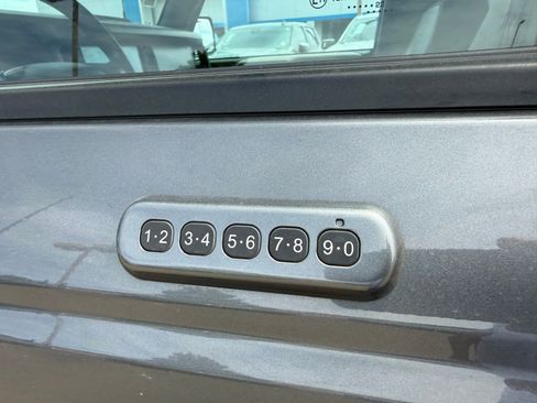Used 2022 Ford Bronco Wildtrak AWD/4WD image 12