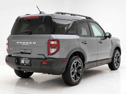 Used 2025 Ford Bronco Sport Outer Banks w/ Outer Banks Tech Package+ AWD/4WD image 8
