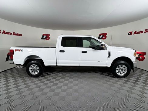 Used 2022 Ford F250 XLT w/ FX4 Off-Road Package image 7