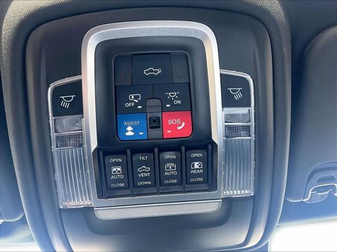 Used 2022 RAM 1500 TRX w/ TRX Level 2 Equipment Group AWD/4WD image 26