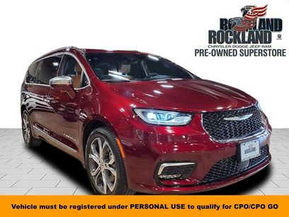 Used 2022 Chrysler Pacifica Pinnacle