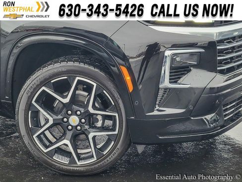 New 2026 Chevrolet Traverse High Country w/ LPO, Floor Liner Package image 3