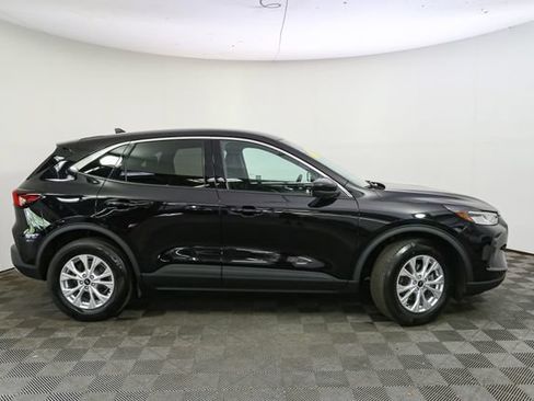 Used 2023 Ford Escape Active w/ Tech Pack #2 AWD/4WD image 14