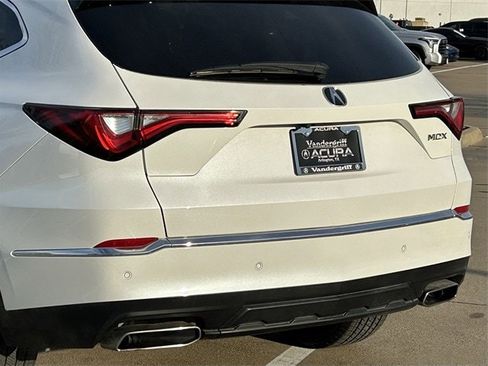 Used 2023 Acura MDX FWD w/ Technology Package image 6