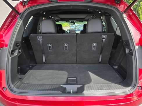 Used 2025 Honda Pilot TrailSport image 16