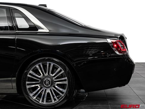 Used 2023 Rolls-Royce Ghost AWD/4WD image 16