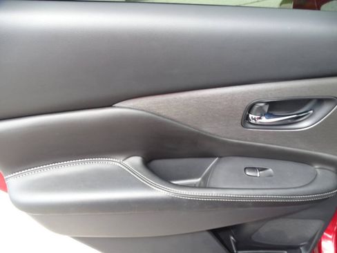 Used 2019 Nissan Murano AWD SL w/ Moonroof Package image 39