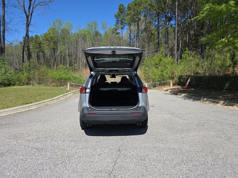 Used 2024 Toyota RAV4 XLE image 12