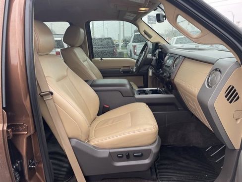 Used 2012 Ford F350 Lariat image 17