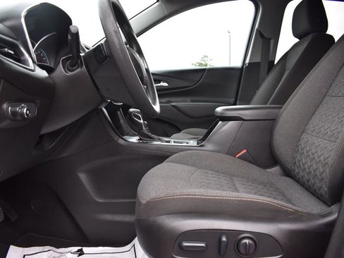 Used 2022 Chevrolet Equinox LT FWD image 4