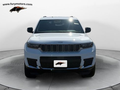 New 2025 Jeep Grand Cherokee L Laredo w/ Luxury Tech Group I AWD/4WD image 8