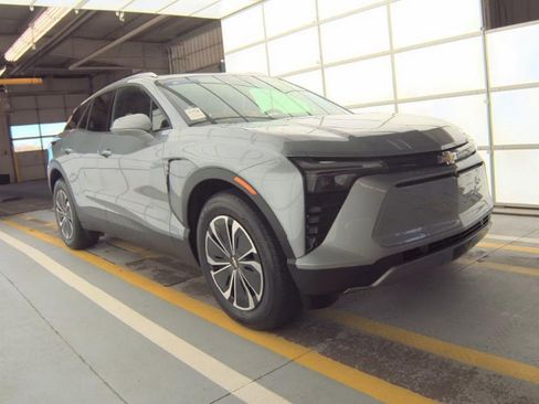 Used 2024 Chevrolet Blazer EV LT AWD/4WD image 4