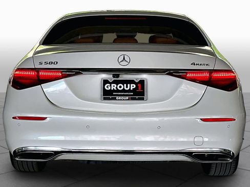 Used 2021 Mercedes-Benz S 580 4MATIC Sedan image 4