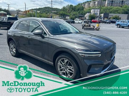 Used 2025 Genesis GV70 2.5T AWD/4WD image 4